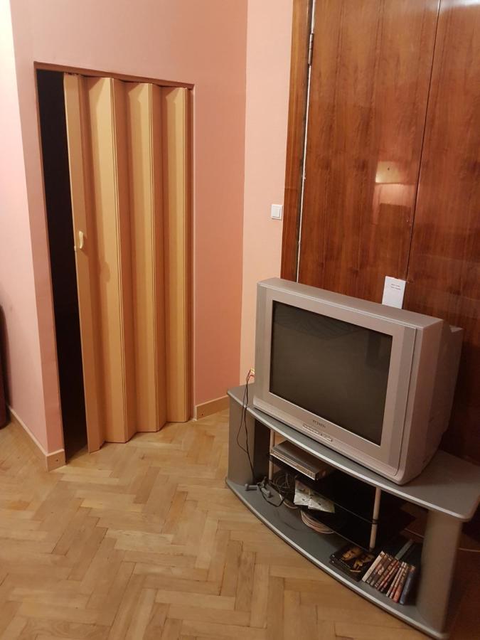 Ebu 28 * Riga